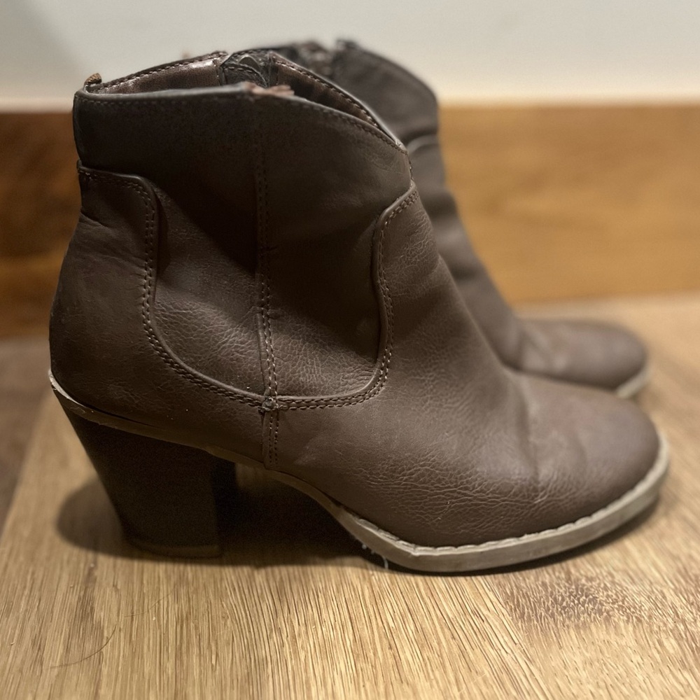 Old Navy Booties